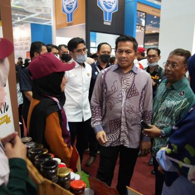 Sesi Turun Padang ke Agrotech Pavilion