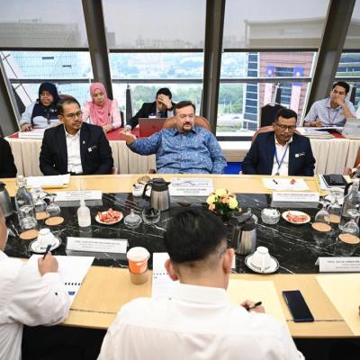 Sesi Libat Urus bersama Menteri Sumber Manusia