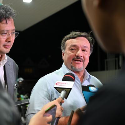 Sesi Tinjauan Di Stesen Petronas Sri Hartamas, KL