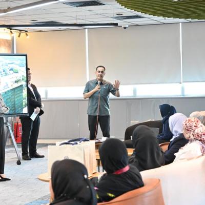 Sesi Lawatan Ke Suruhanjaya Komunikasi dan Multimedia Malaysia