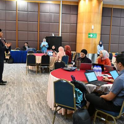 Kursus Protokol & Etiket Sosial
