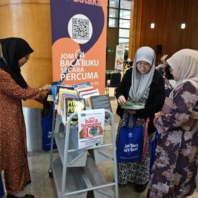 Program Jom Baca Bersama 10 Minit & Resensi Buku
