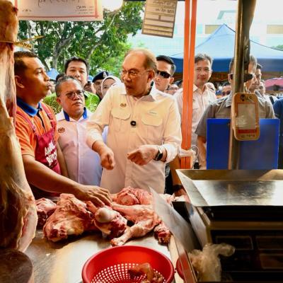 Sesi Tinjauan Ke Pasar Tani Taman Melawati