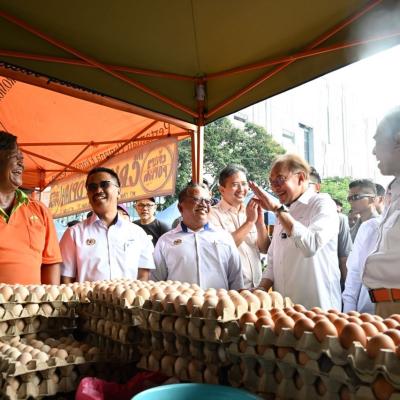 Sesi Tinjauan Ke Pasar Tani Taman Melawati