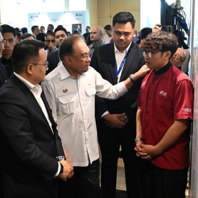 Majlis Peluncuran Inisiatif BAKAT MADANI