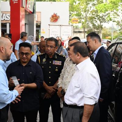 Sesi Tinjauan Sempena Pelaksanaan Hari Pertama Program BUDI MADANI Diesel