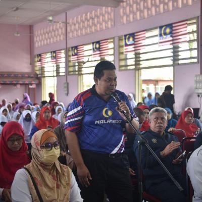 Sesi Turun Padang #JelajahBajet2023 ke Majlis Perasmian Program Kemerdekaan Komuniti Keluarga Malaysia di SK Kadok, Kota Bharu, Kelantan