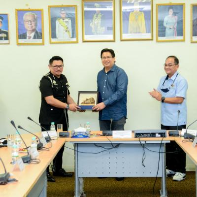 Sesi Taklimat #JelajahBajet2023 bersama Agensi Kerajaan di Sarawak